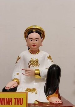Cô Bơ - Ngồi xếp bằng - Cao 50